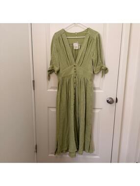 Free People Love Of My Life Women's Midi Dress Size M Green Shade V-Neck